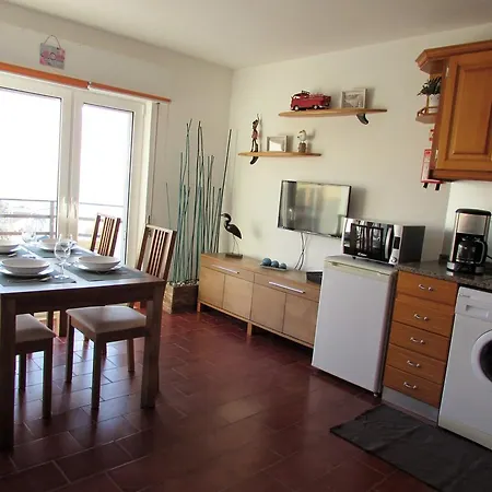 Zambeachouse Hide In Sea Apartament *